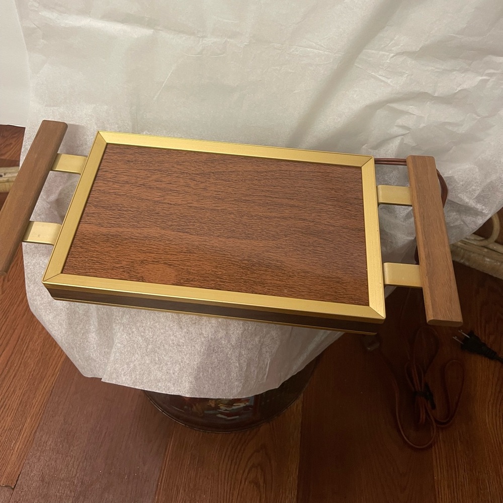 Cornwall Food Warmer Electric Wood Handles, wood grained enamel top